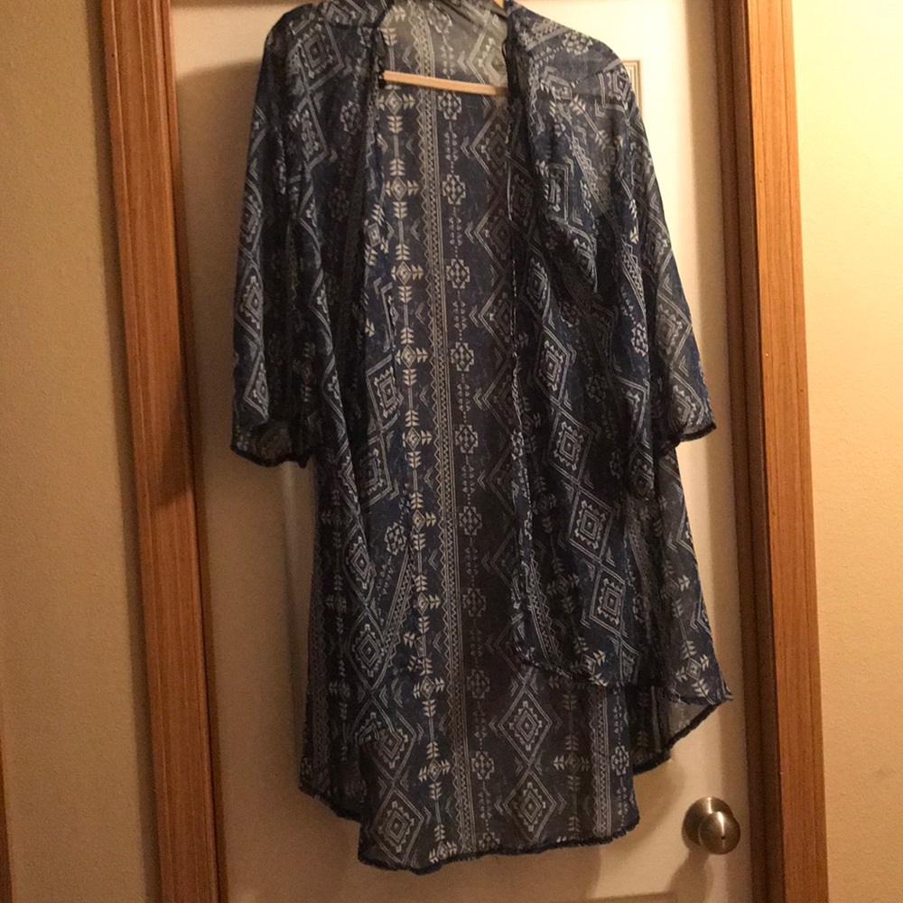 Blue and white cardigan kimono